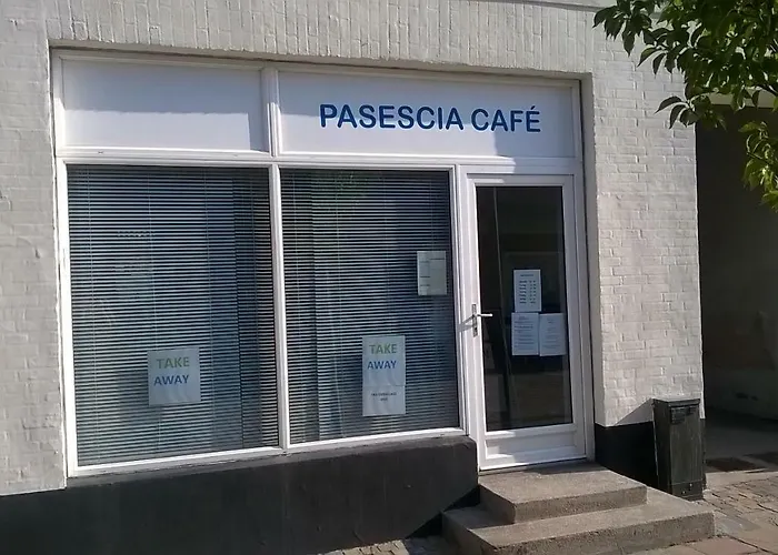 Pasescia Bed And Breakfast. Bed & Breakfast Kolind