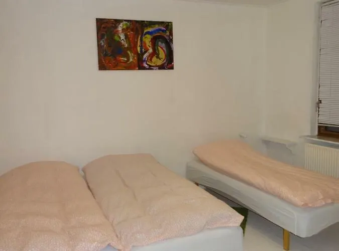 Pasescia Bed And Breakfast. * Kolind